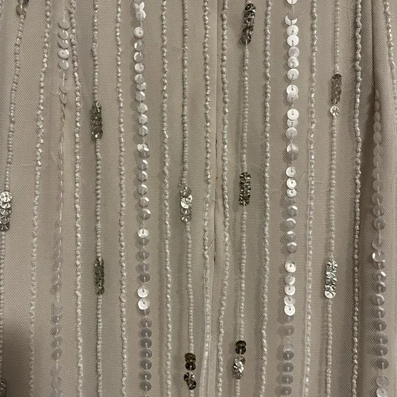 Adrianna Papell Long Sleeve Sequin Beaded Wrap Dress in Ivory Pearl Size 6 - Picture 5 of 6